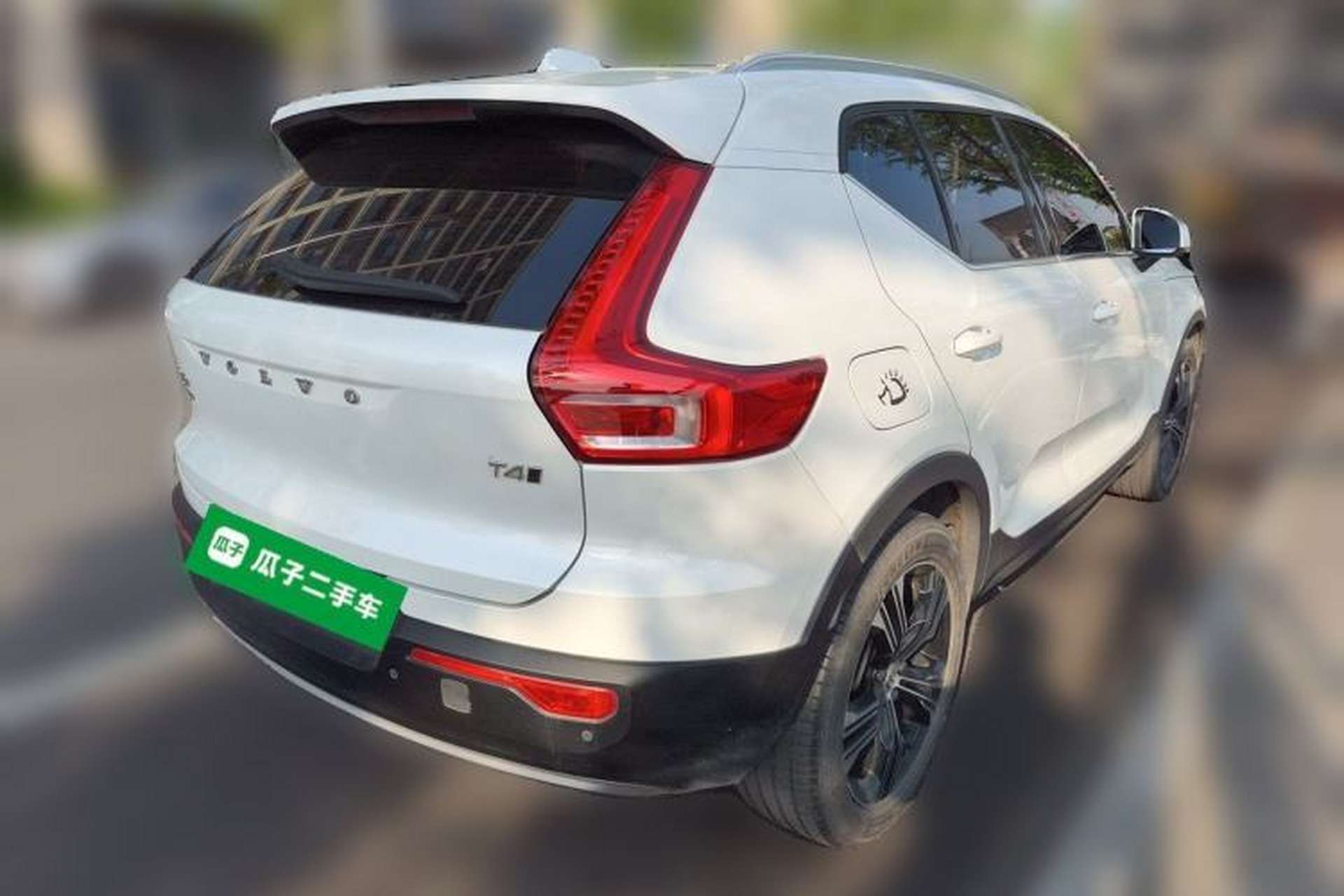 Used Volvo XC40 2021 T4 Four-Wheel Drive Smart Luxury Edition Rear Right 45 Deg