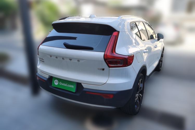 Used Volvo XC40 2021 T4 Four-Wheel Drive Smart Luxury Edition Rear Right 45 Deg