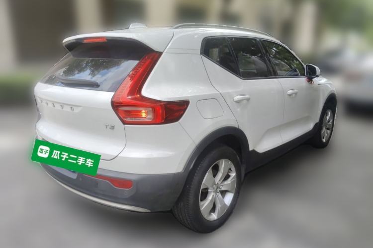 Used Volvo XC40 2021 T3 Smart & Stylish Edition Rear Right 45 Deg