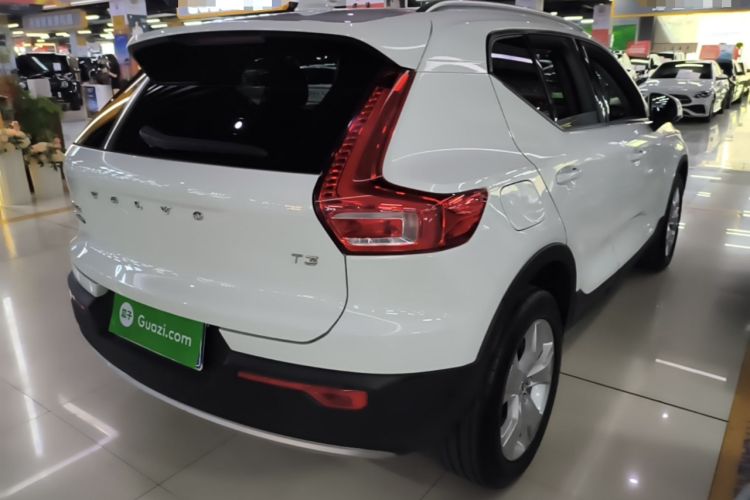 Used Volvo XC40 2021 T3 Smart & Stylish Edition Rear Right 45 Deg