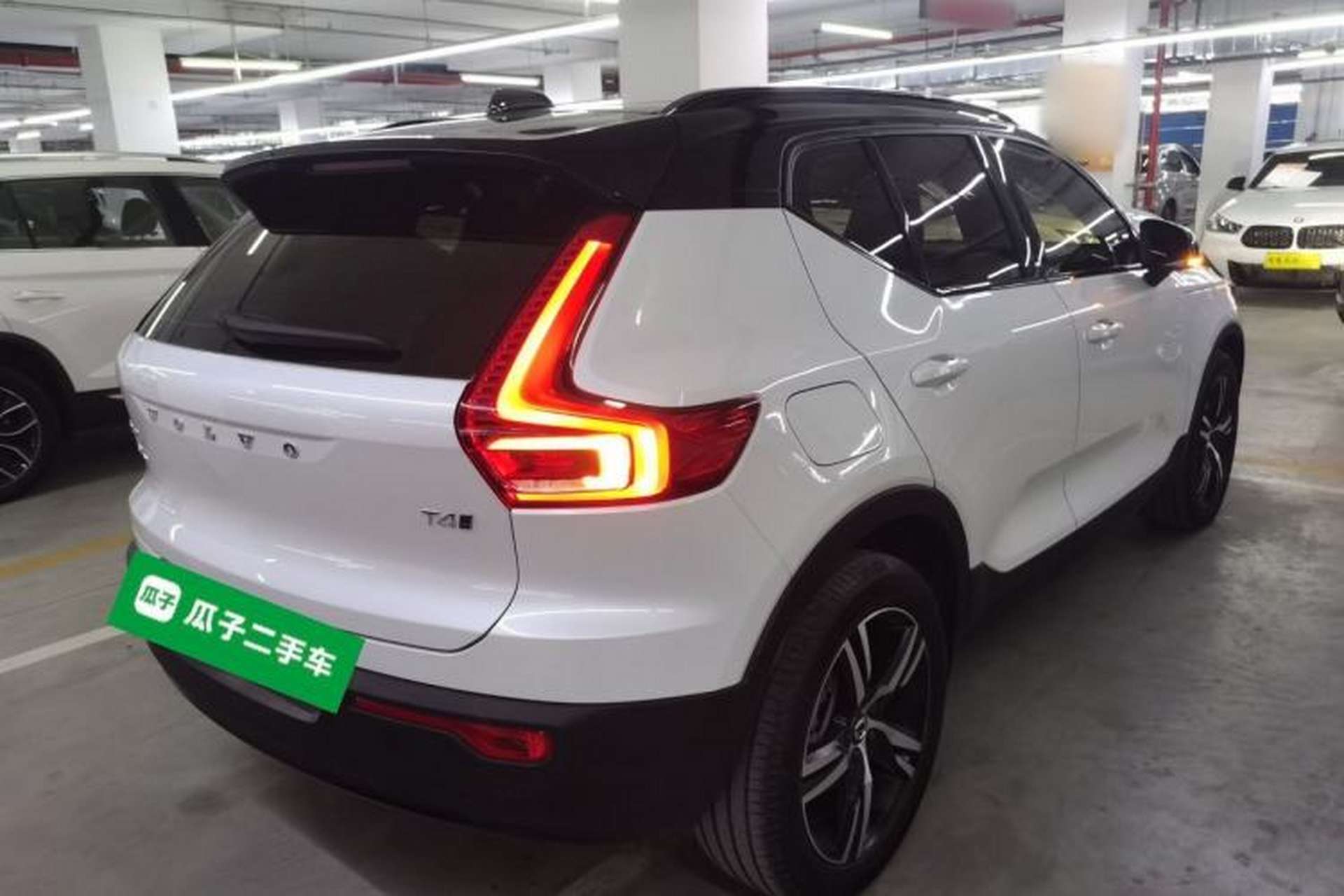 Used Volvo XC40 2021 T4 Four-Wheel Drive Smart & Sporty Edition Rear Right 45 Deg