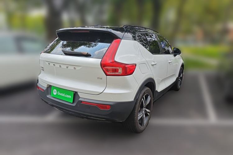 Used Volvo XC40 2021 T4 Four-Wheel Drive Smart & Sporty Edition Rear Right 45 Deg