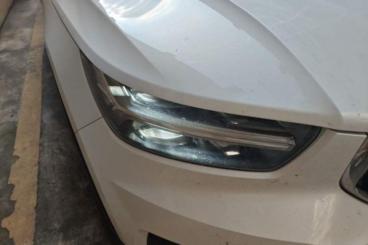 Used Volvo XC40 2021 T4 Four-Wheel Drive Smart Luxury Edition Right Front Headlight