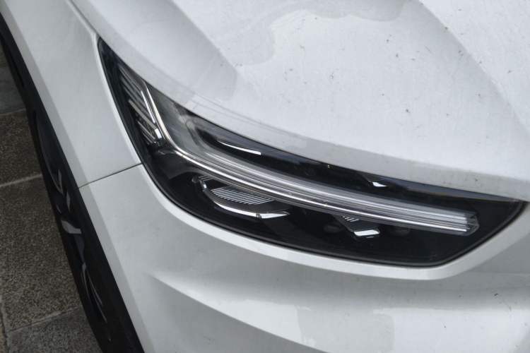 Used Volvo XC40 2021 T4 Four-Wheel Drive Smart & Sporty Edition Right Front Headlight