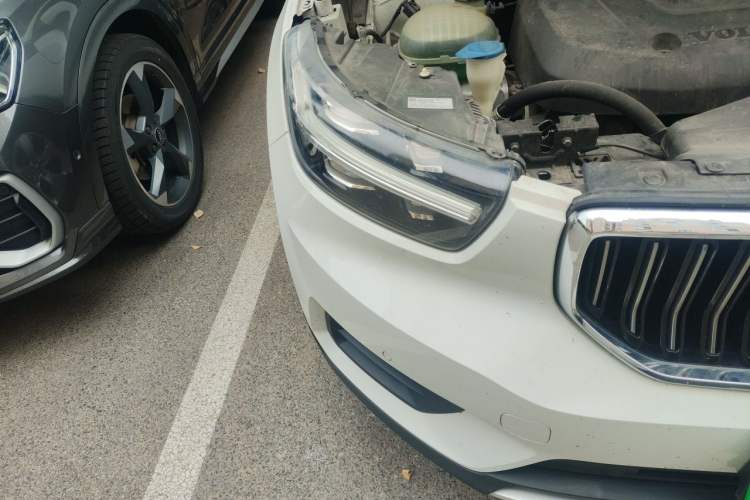 Used Volvo XC40 2021 T3 Smart & Stylish Edition Right Front Headlight