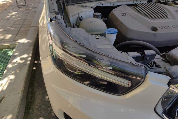 Used Volvo XC40 2021 T3 Smart & Stylish Edition Right Front Headlight