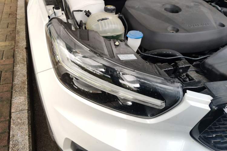 Used Volvo XC40 2021 T4 Four-Wheel Drive Smart & Sporty Edition Right Front Headlight