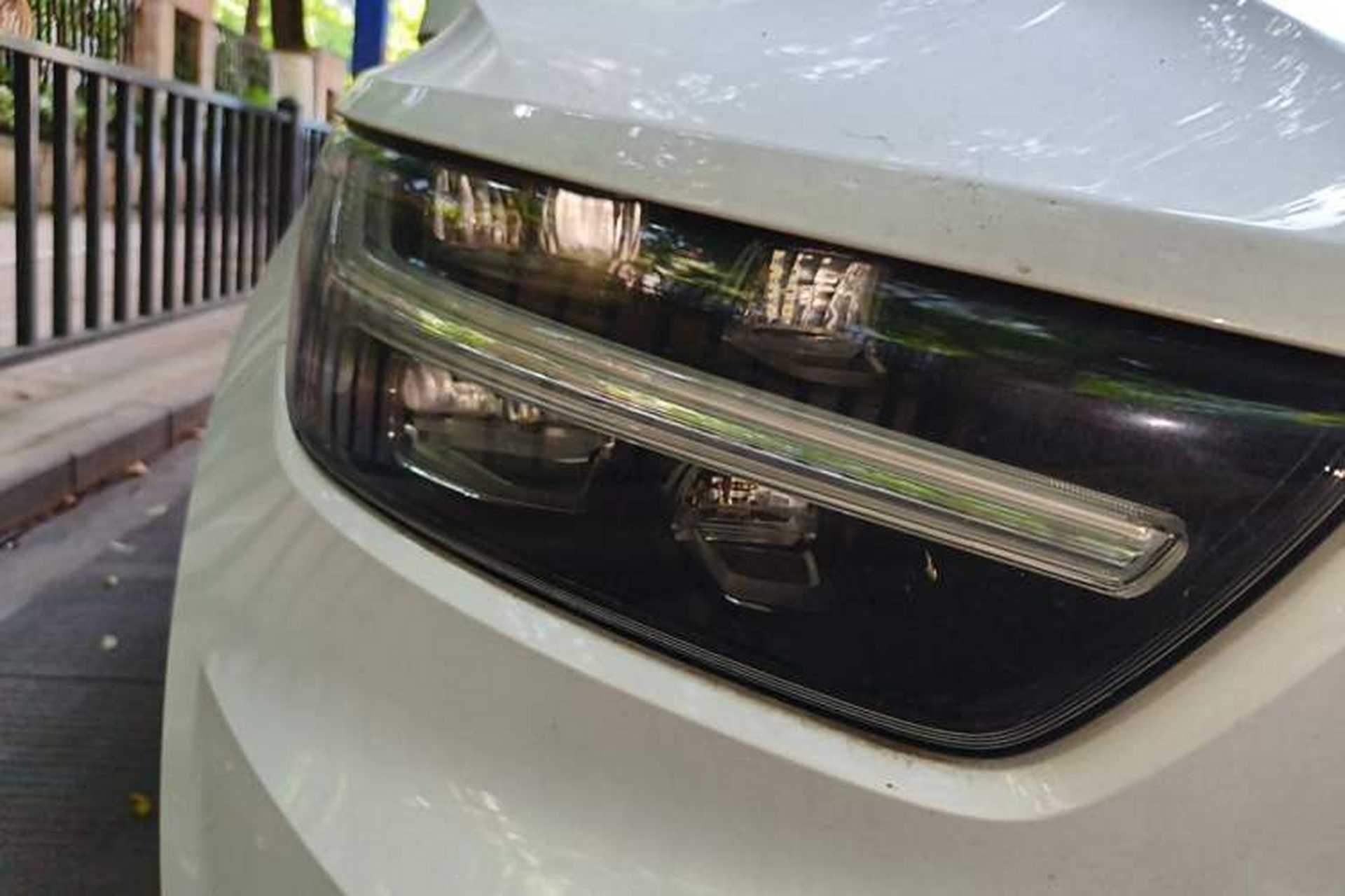 Used Volvo XC40 2021 T4 Four-Wheel Drive Smart Luxury Edition Right Front Headlight