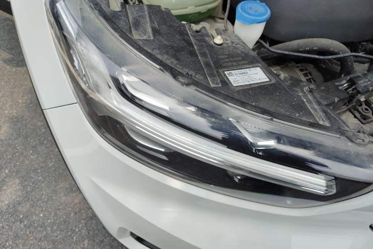 Used Volvo XC40 2021 T4 Four-Wheel Drive Smart Luxury Edition Right Front Headlight