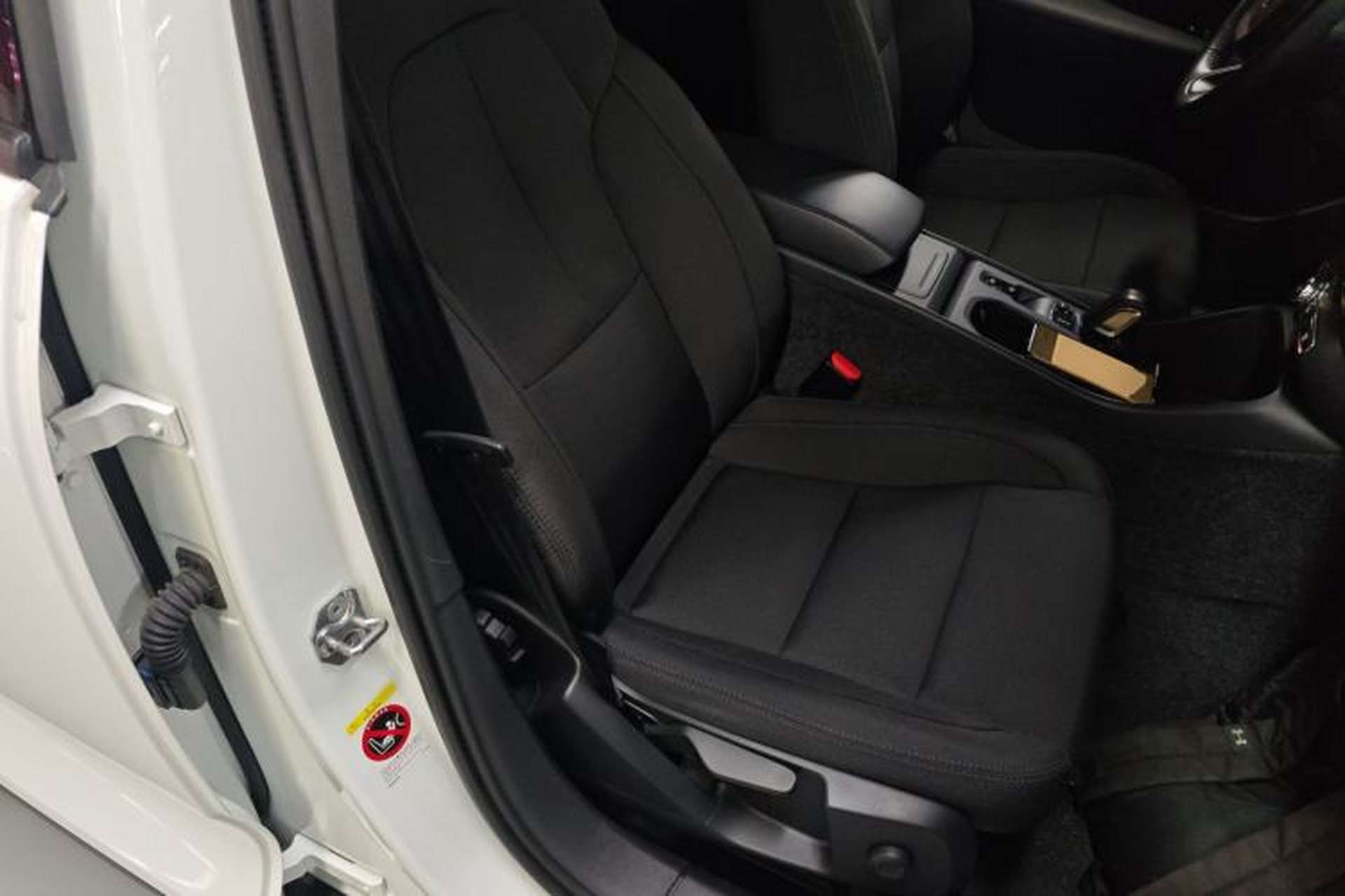 Used Volvo XC40 2021 T3 Smart & Stylish Edition Right Front Seat