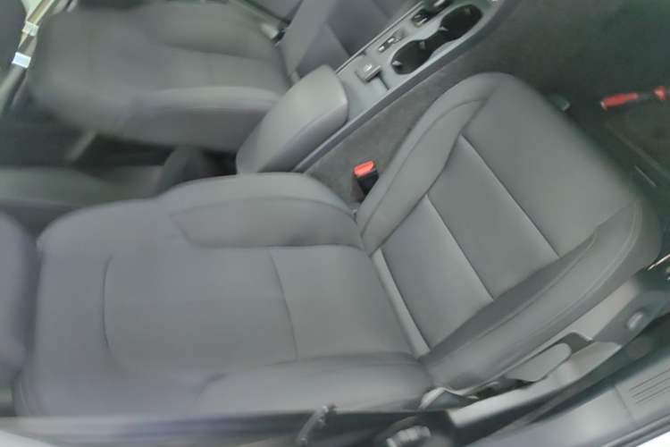 Used Volvo XC40 2021 T3 Smart & Stylish Edition Right Front Seat