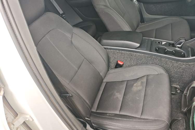 Used Volvo XC40 2021 T3 Smart & Stylish Edition Right Front Seat
