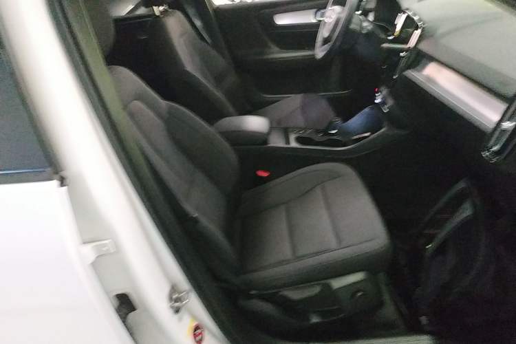 Used Volvo XC40 2021 T3 Smart & Stylish Edition Right Front Seat