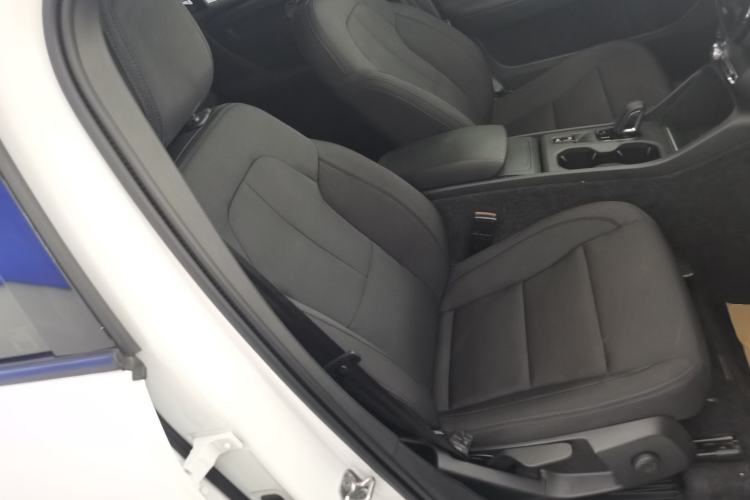 Used Volvo XC40 2021 T3 Smart & Stylish Edition Right Front Seat