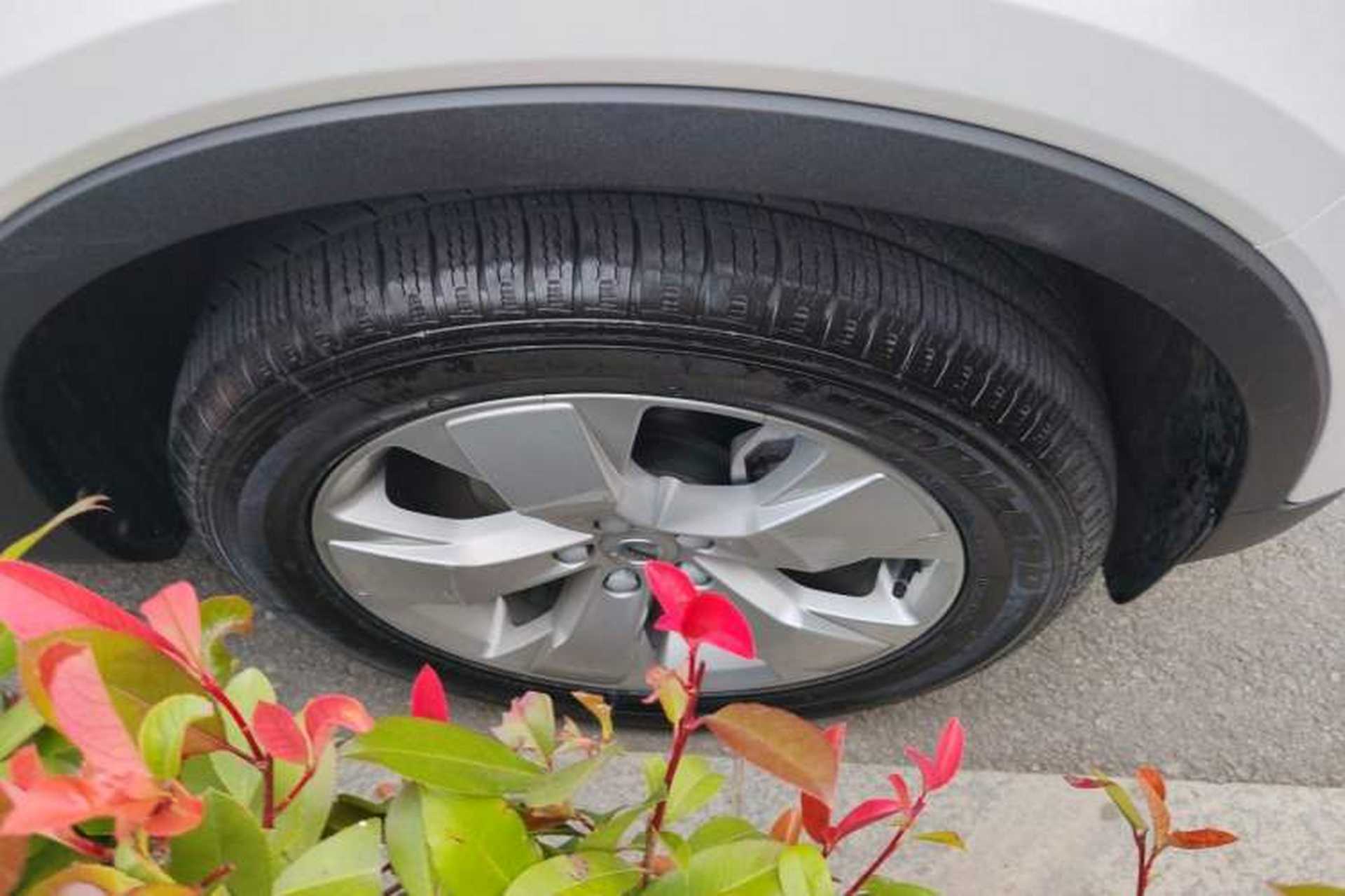 Used Volvo XC40 2021 T3 Smart & Stylish Edition Right Front Wheel Hub