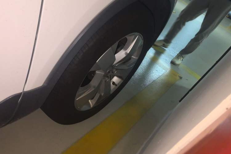 Used Volvo XC40 2021 T3 Smart & Stylish Edition Right Front Wheel Hub