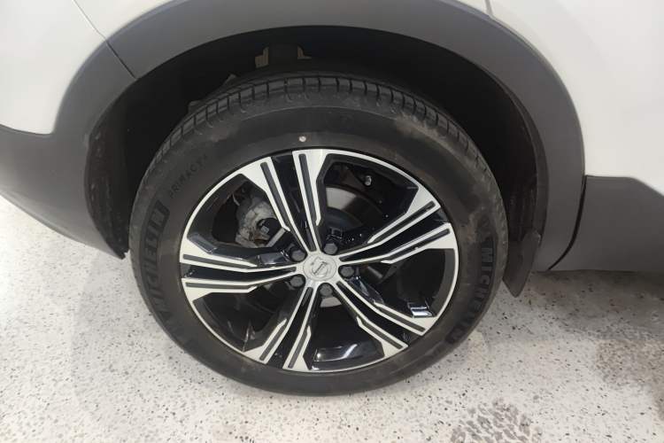 Used Volvo XC40 2021 T4 Four-Wheel Drive Smart Luxury Edition Right Rear Wheel Hub