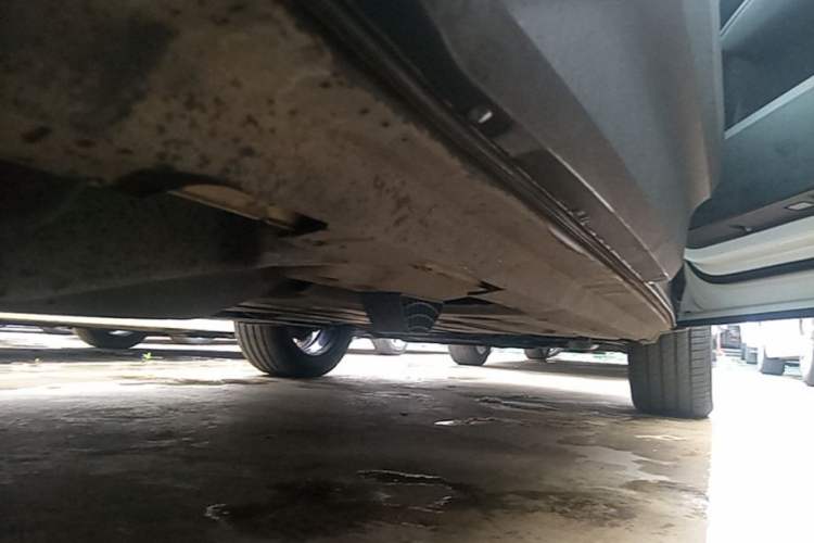 Used Volvo XC40 2021 T4 Four-Wheel Drive Smart Luxury Edition Right Side Sill