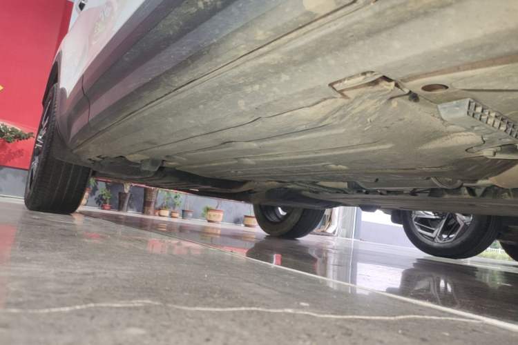 Used Volvo XC40 2021 T4 Four-Wheel Drive Smart Luxury Edition Right Side Sill