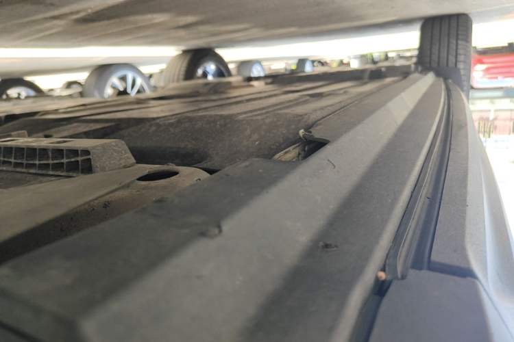 Used Volvo XC40 2021 T4 Four-Wheel Drive Smart Luxury Edition Right Side Sill