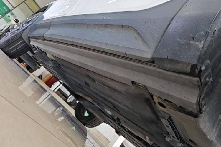 Used Volvo XC40 2021 T4 Four-Wheel Drive Smart Luxury Edition Right Side Sill