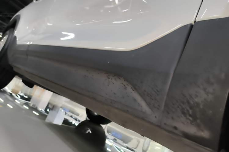 Used Volvo XC40 2021 T3 Smart & Stylish Edition Right Side Sill