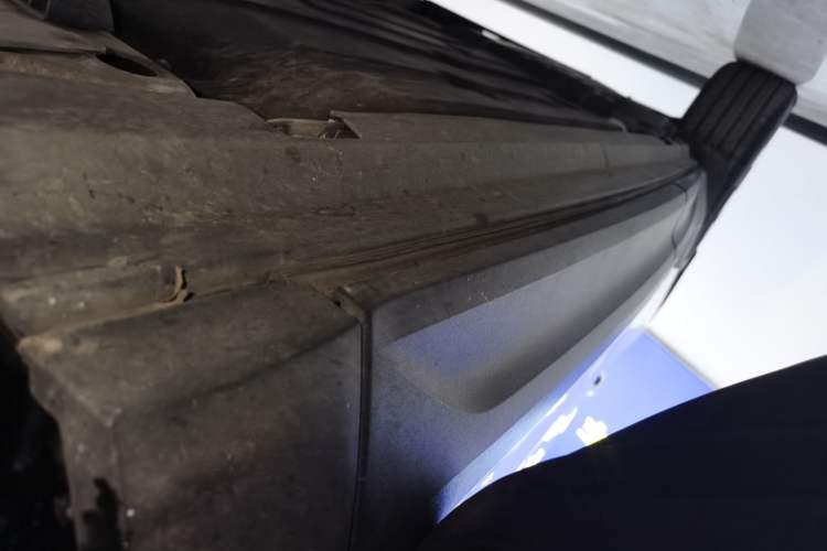 Used Volvo XC40 2021 T3 Smart & Stylish Edition Right Side Sill