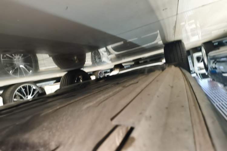 Used Volvo XC40 2021 T4 Four-Wheel Drive Smart Luxury Edition Right Side Sill