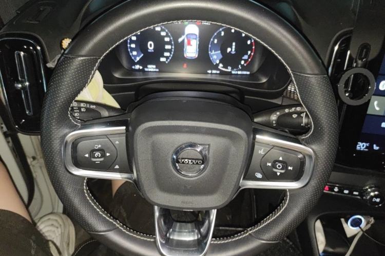 Used Volvo XC40 2021 T4 Four-Wheel Drive Smart & Sporty Edition Steering Wheel
