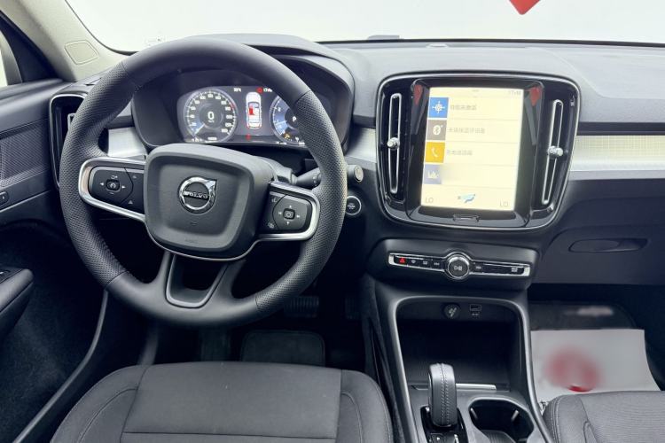 Used Volvo XC40 2021 T4 4x4 SmartDrive Fashion Edition Steering Wheel