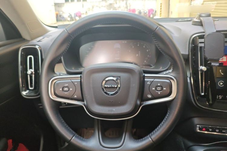 Used Volvo XC40 2021 T4 Four-Wheel Drive Smart Luxury Edition Steering Wheel