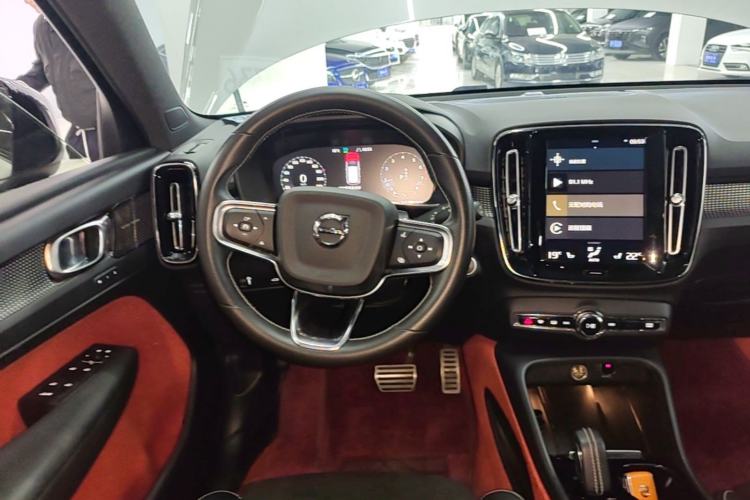 Used Volvo XC40 2021 T4 Four-Wheel Drive Zhiya Sport Edition Steering Wheel