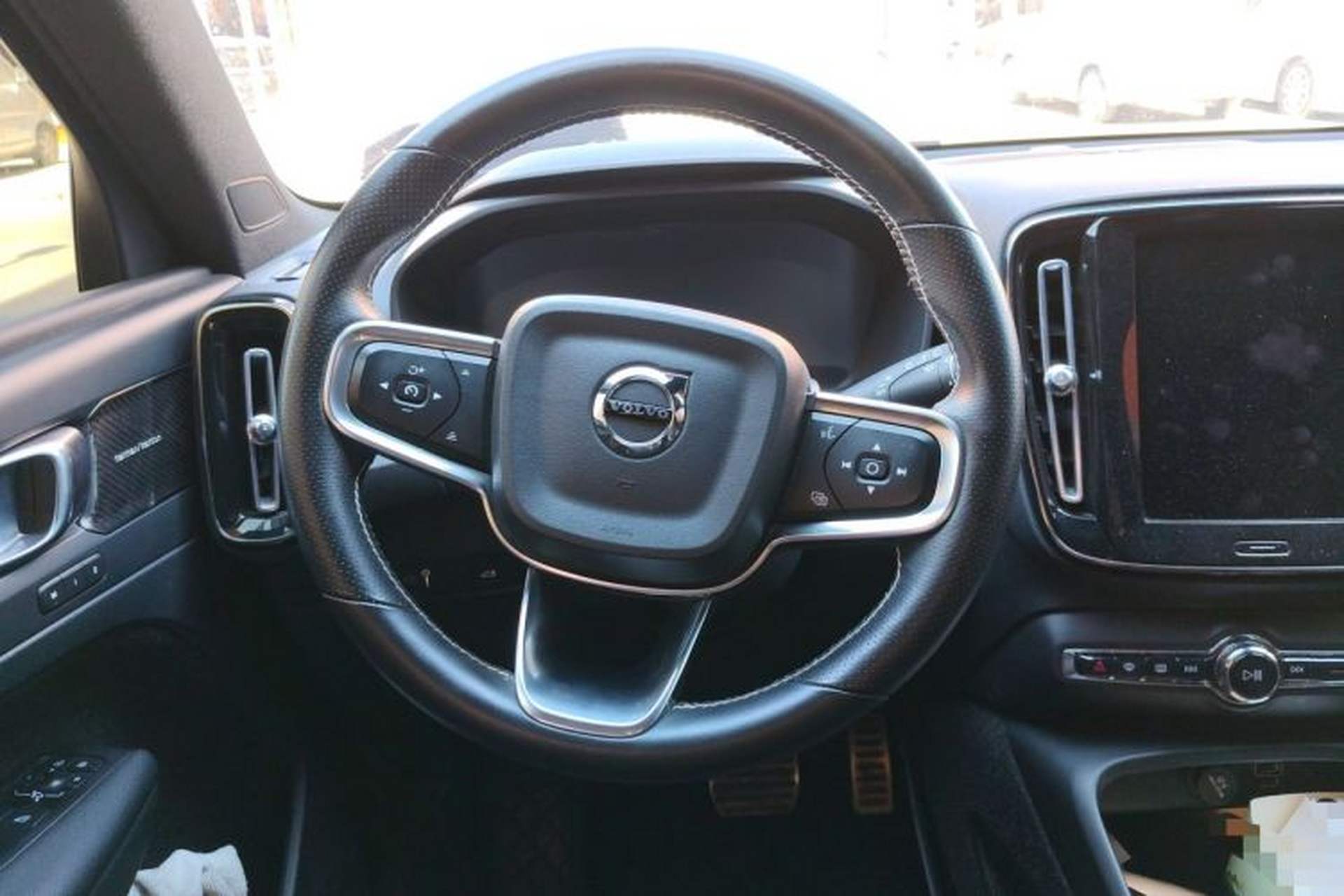 Used Volvo XC40 2021 T4 Four-Wheel Drive Zhiya Sport Edition Steering Wheel
