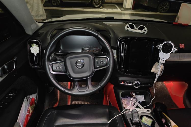 Used Volvo XC40 2021 T4 Four-Wheel Drive Smart Luxury Edition Steering Wheel