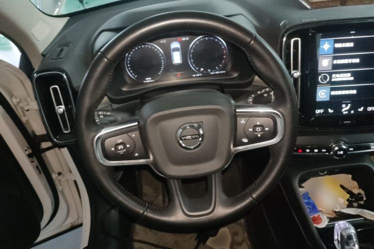 Used Volvo XC40 2021 T4 Four-Wheel Drive Smart Luxury Edition Steering Wheel