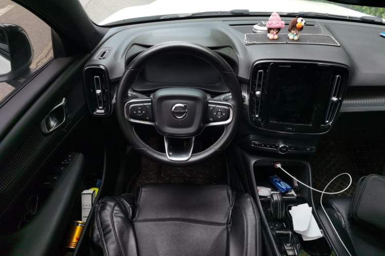 Used Volvo XC40 2021 T4 Four-Wheel Drive Smart & Sporty Edition Steering Wheel