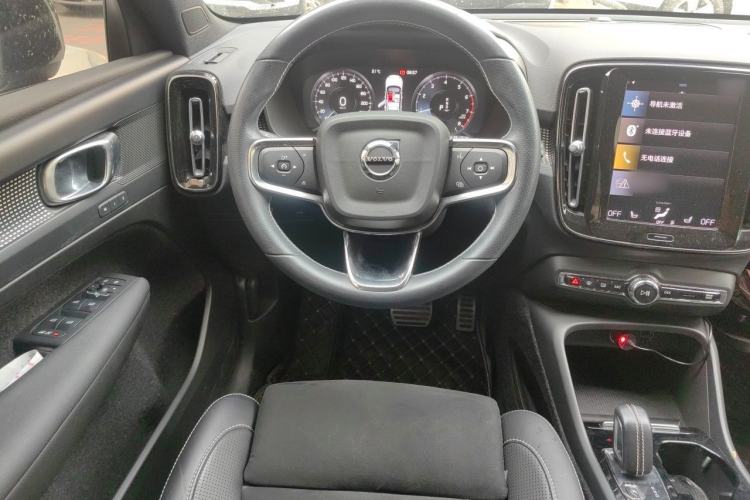 Used Volvo XC40 2021 T4 Four-Wheel Drive Zhiya Sport Edition Steering Wheel