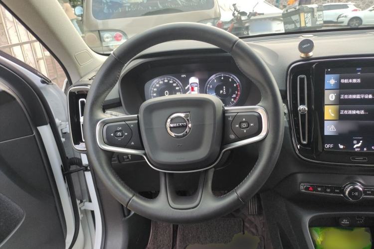 Used Volvo XC40 2021 T4 Four-Wheel Drive Smart Luxury Edition Steering Wheel