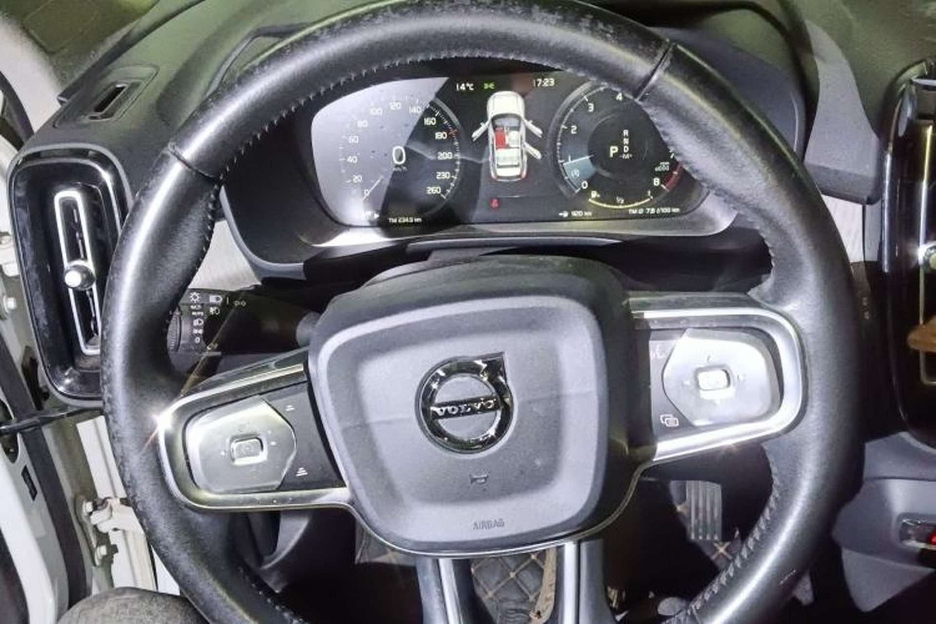 Used Volvo XC40 2021 T4 Four-Wheel Drive Smart Luxury Edition Steering Wheel