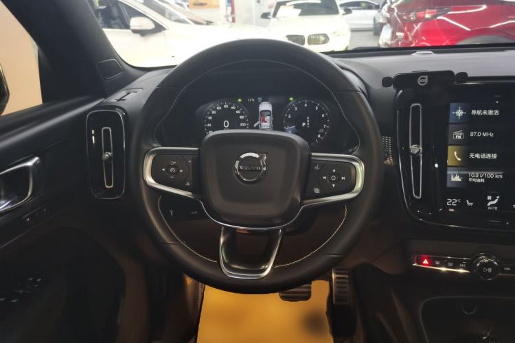 Used Volvo XC40 2021 T4 Four-Wheel Drive Smart & Sporty Edition Steering Wheel