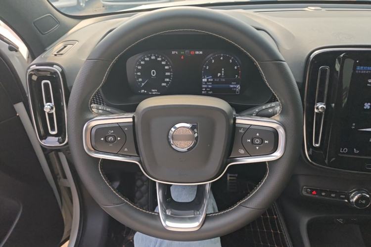 Used Volvo XC40 2021 T4 Four-Wheel Drive Smart & Sporty Edition Steering Wheel