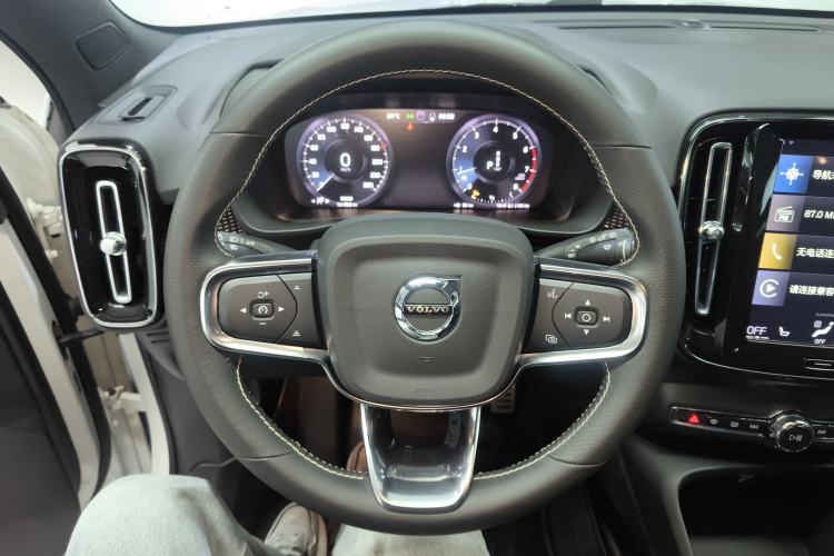 Used Volvo XC40 2021 T4 Four-Wheel Drive Smart & Sporty Edition Steering Wheel