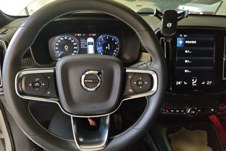 Used Volvo XC40 2021 T4 Four-Wheel Drive Smart & Sporty Edition Steering Wheel