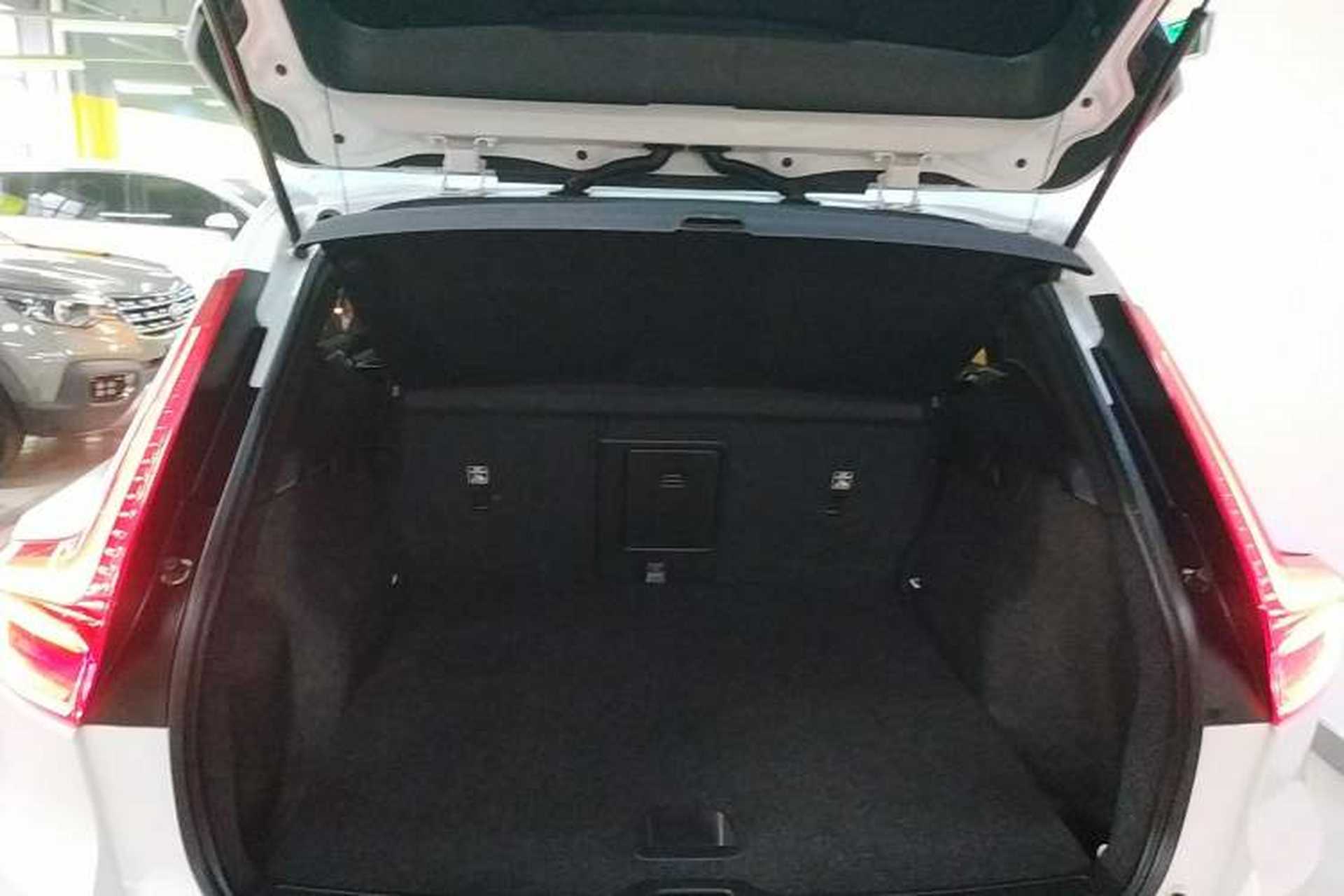 Used Volvo XC40 2021 T3 Smart & Stylish Edition Trunk
