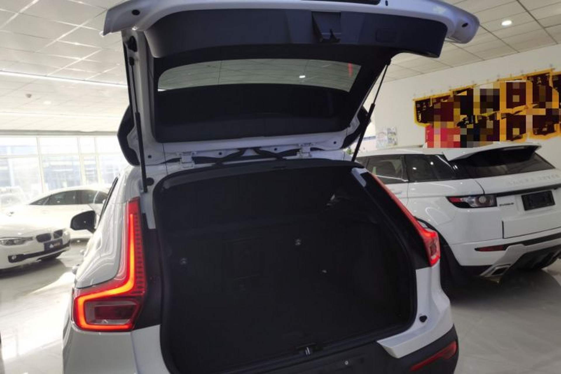 Used Volvo XC40 2021 T3 Smart & Stylish Edition Trunk
