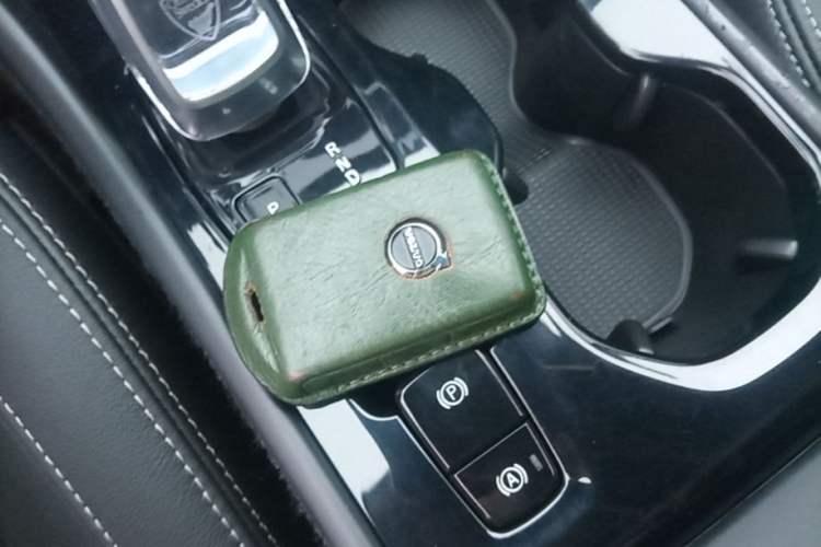Used Volvo XC40 2021 T4 Four-Wheel Drive Smart Luxury Edition Vehicle Key