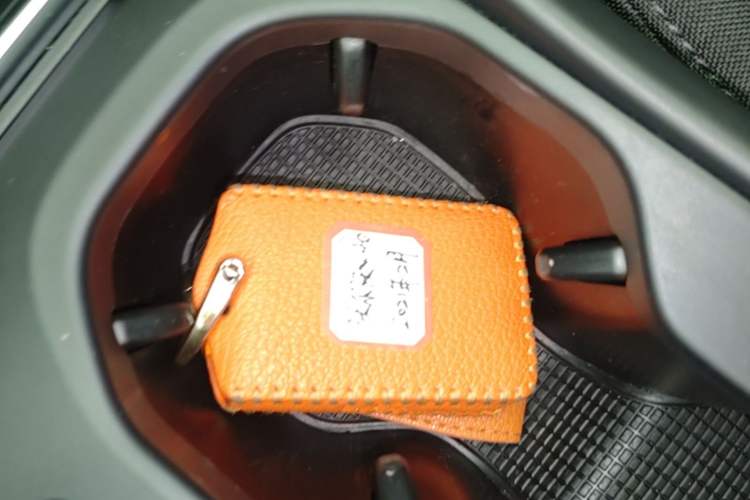 Used Volvo XC40 2021 T4 4x4 SmartDrive Fashion Edition Vehicle Key