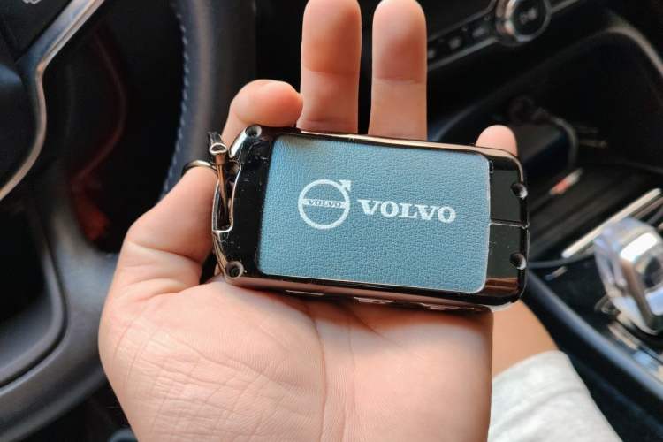 Used Volvo XC40 2021 T4 Four-Wheel Drive Smart Luxury Edition Vehicle Key
