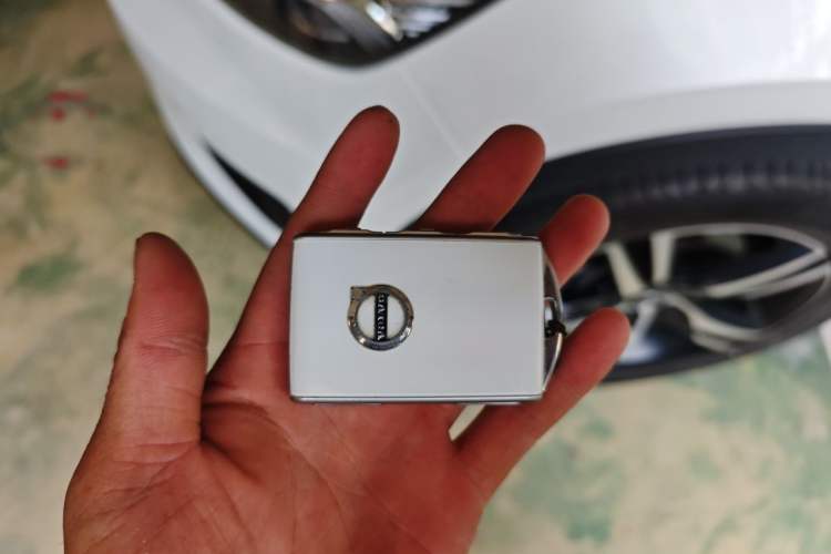 Used Volvo XC40 2021 T4 Four-Wheel Drive Smart & Sporty Edition Vehicle Key