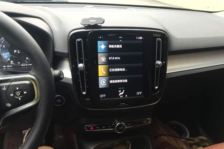 Used Volvo XC40 2022 T4 Four-Wheel Drive Smart & Luxurious Edition Audio And AC Panel